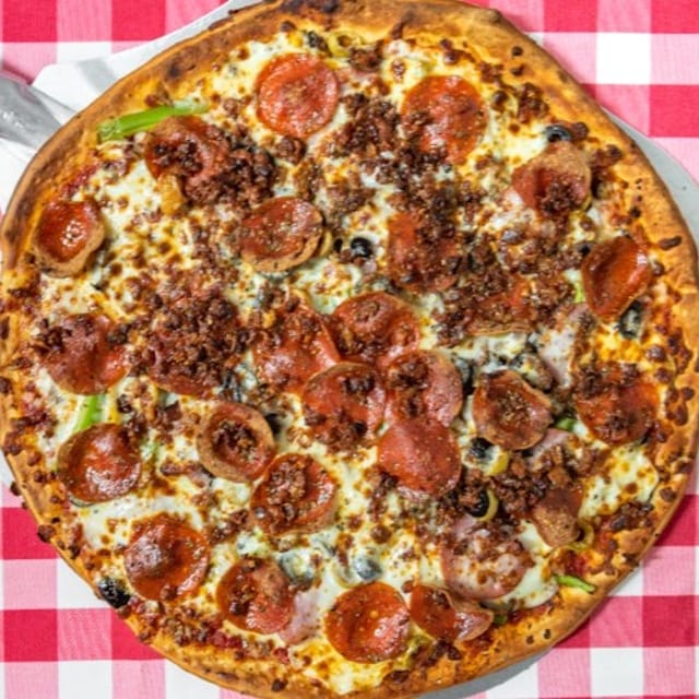 Meat Classic Pizza.